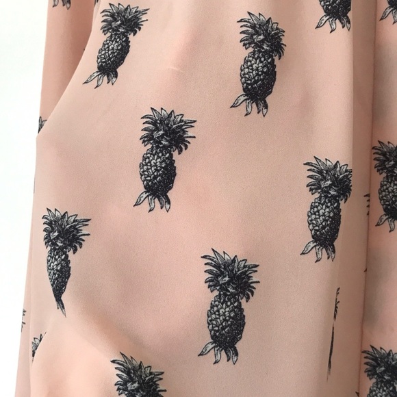 Ann Taylor pineapple blouse - Picture 4 of 8